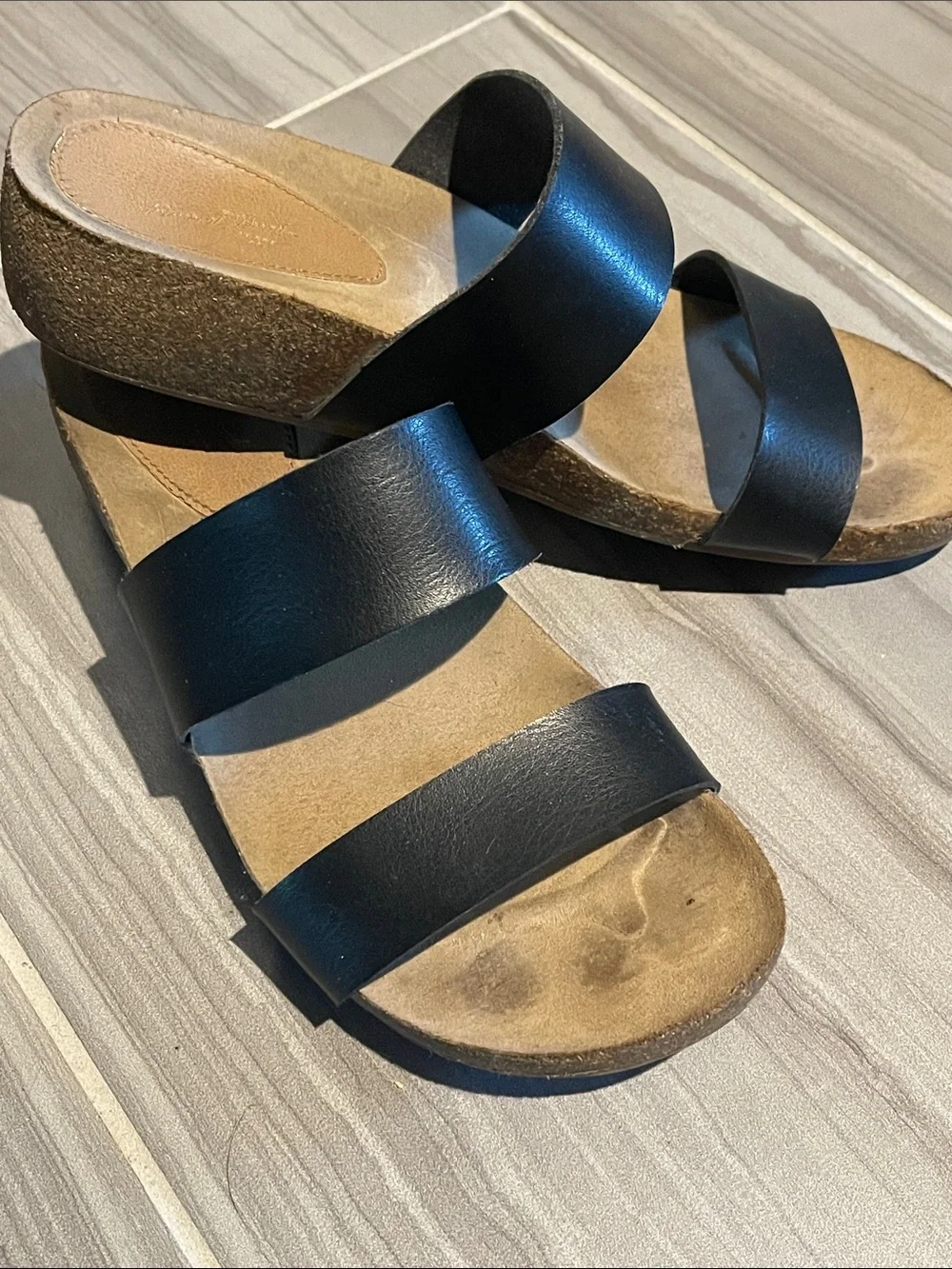 Universal Thread Black Double-Strap Slide Sandals with Tan Footbed